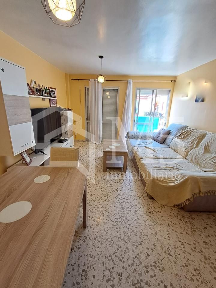 Living room of Flat for sale in Vélez-Málaga