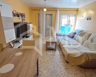 Living room of Flat for sale in Vélez-Málaga