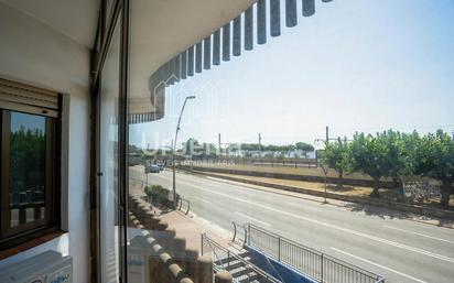 Exterior view of Flat for sale in Arenys de Mar  with Air Conditioner and Terrace