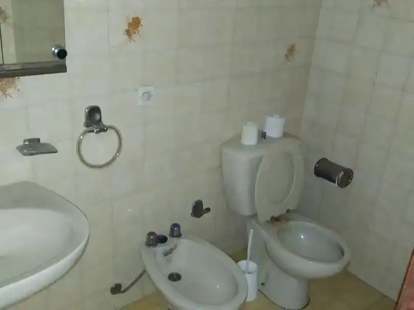 Baño de Apartamento en venta en Lugo Capital