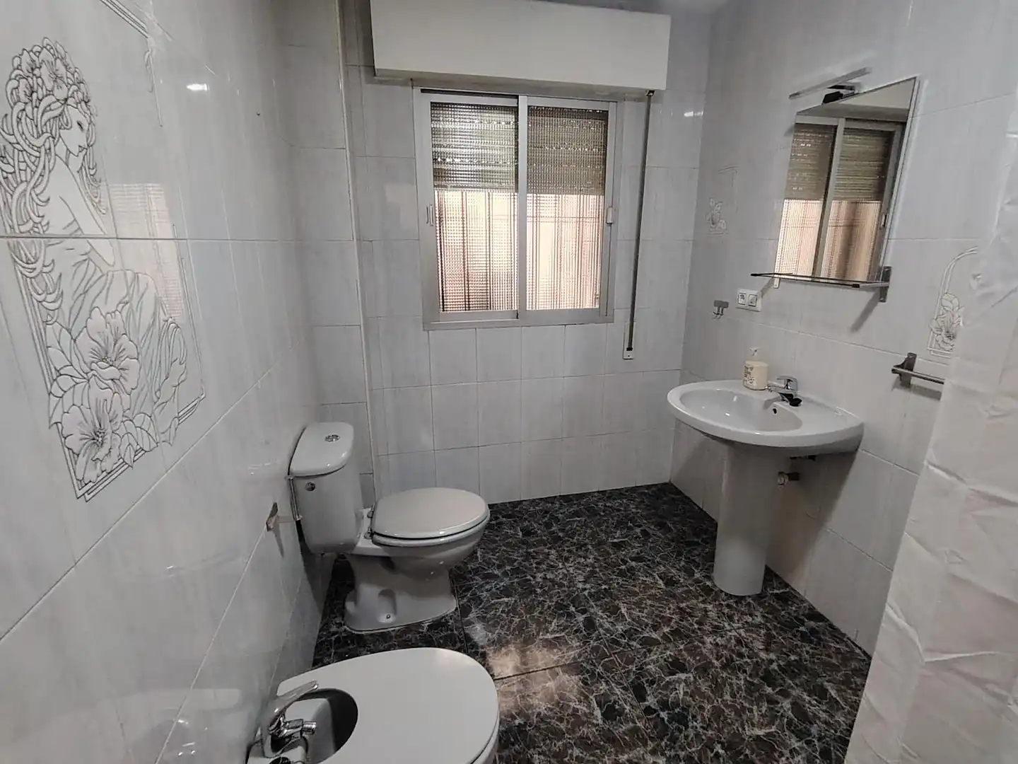 Baño de Piso de alquiler en Armilla con Balcón