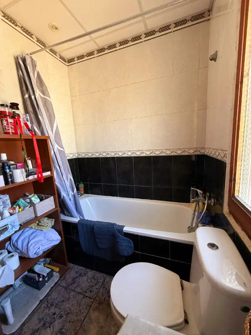 Baño de Casa o chalet en venta en Torredembarra con Aire acondicionado, Calefacción y Jardín privado