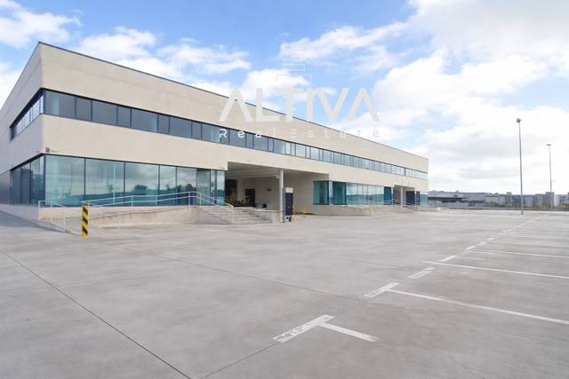 Nave industrial en Alquiler en Montserrat - Parque Empresarial