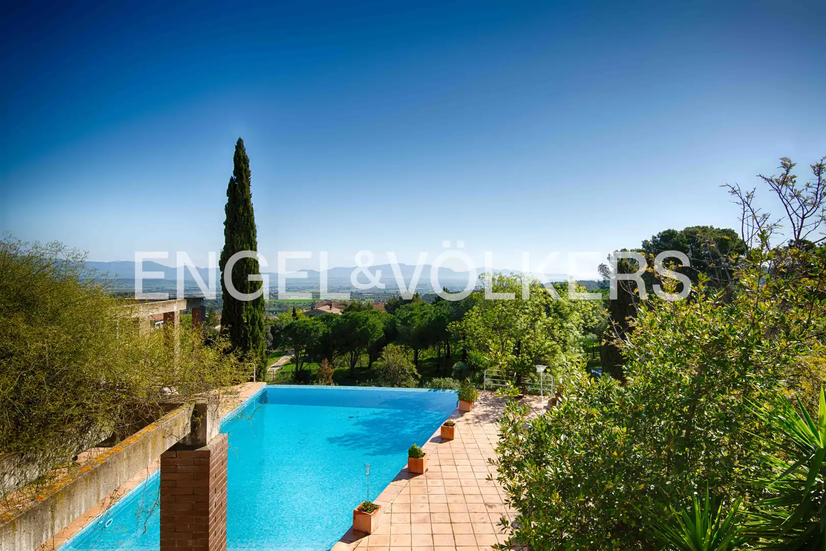 Swimming pool of Houses for sale in Llers  with Heating, Private garden and Terrace