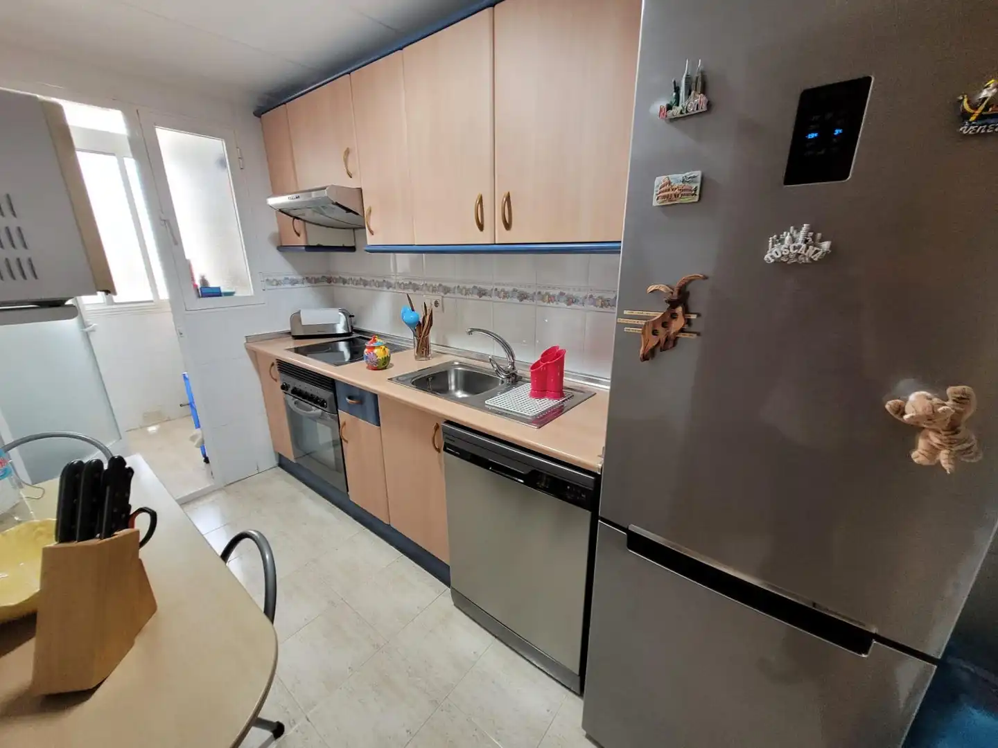 Kitchen of Apartments for sale in Alicante / Alacant  with Private garden, Furnished and Community pool