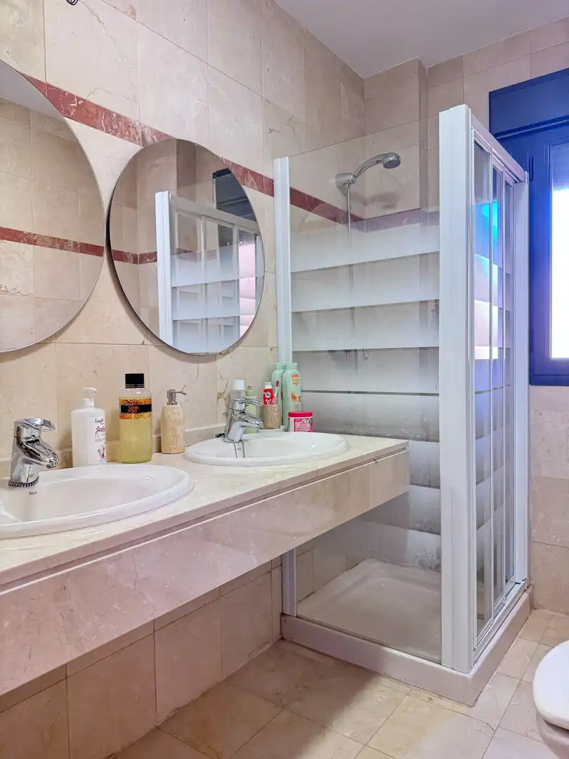 Baño de Casa o chalet en venta en Roquetas de Mar con Aire acondicionado, Jardín privado y Terraza