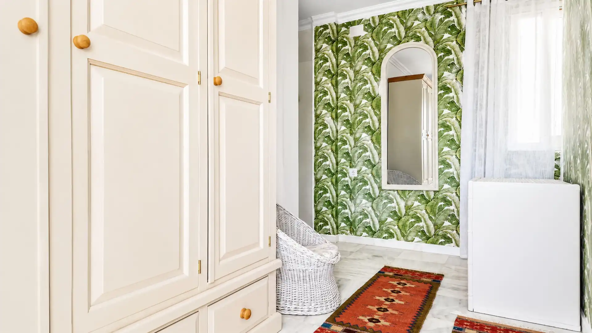 Maisonette zum Verkauf in Manilva mit Privatgarten, Terrasse und Schwimmbad