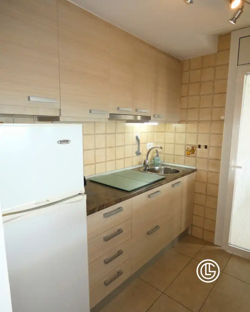 Cuina de Apartament en venda en Roses amb Aire condicionat, Calefacció i Terrassa