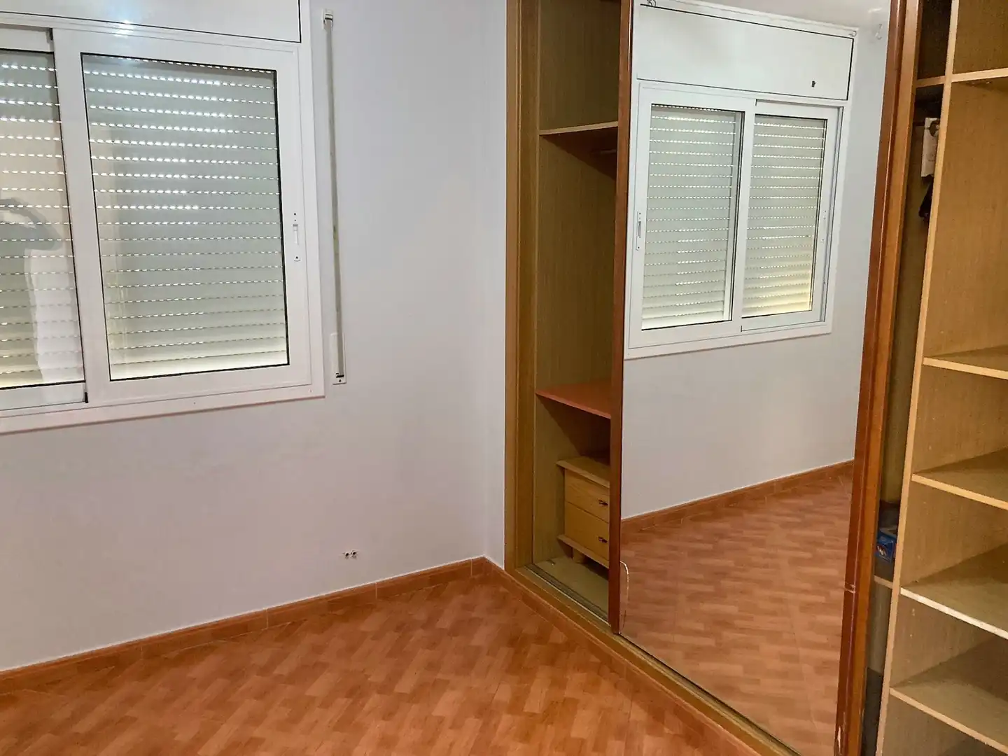 Dormitori de Casa o xalet en venda en Sant Boi de Llobregat amb Jardí privat i Terrassa