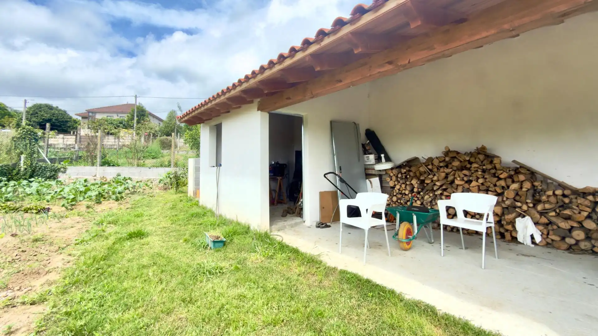 House with garden for sale in San Cibrao das Viñas, imagen 4