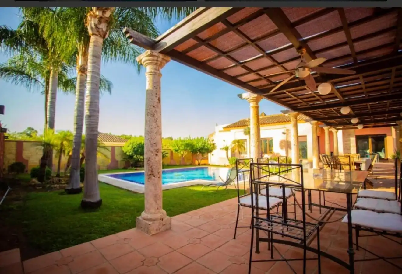 Chalet con piscina en venta en Arcos de la Frontera, imagen 3