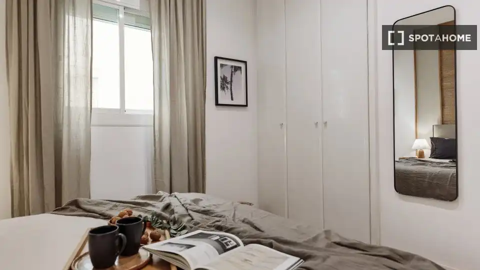 Bedroom of Flat for rent in Barcelona  with Air Conditioner, Heating and Furnished