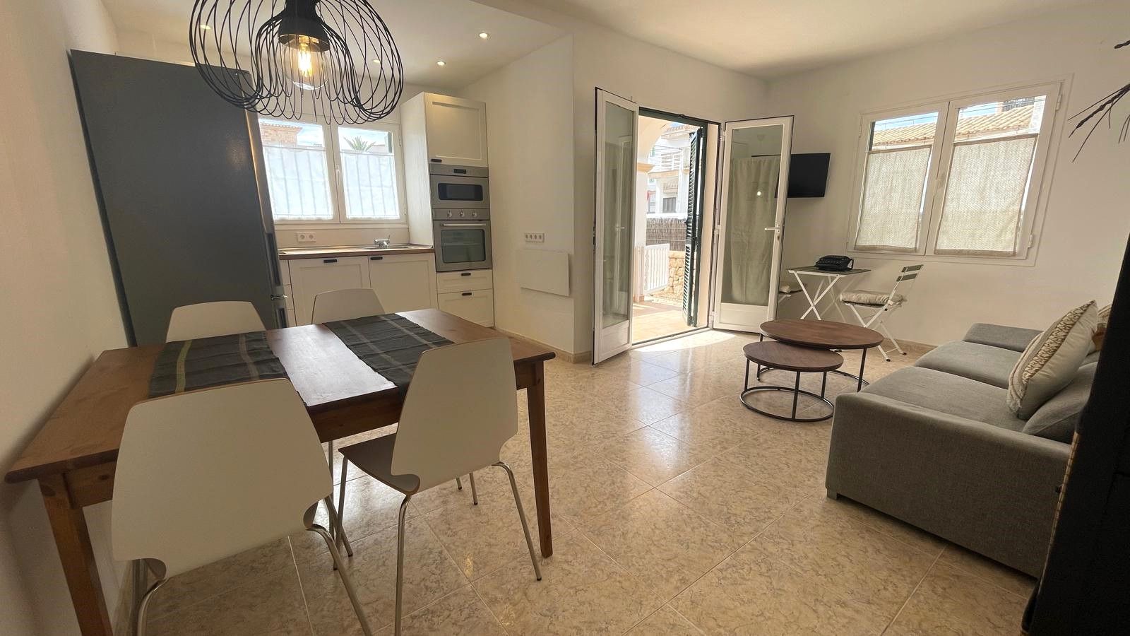 Living room of Planta baja for sale in Santanyí  with Air Conditioner, Furnished and Community pool