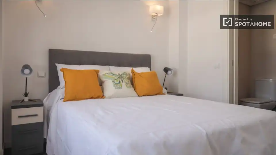Flat for rent in Legazpi
