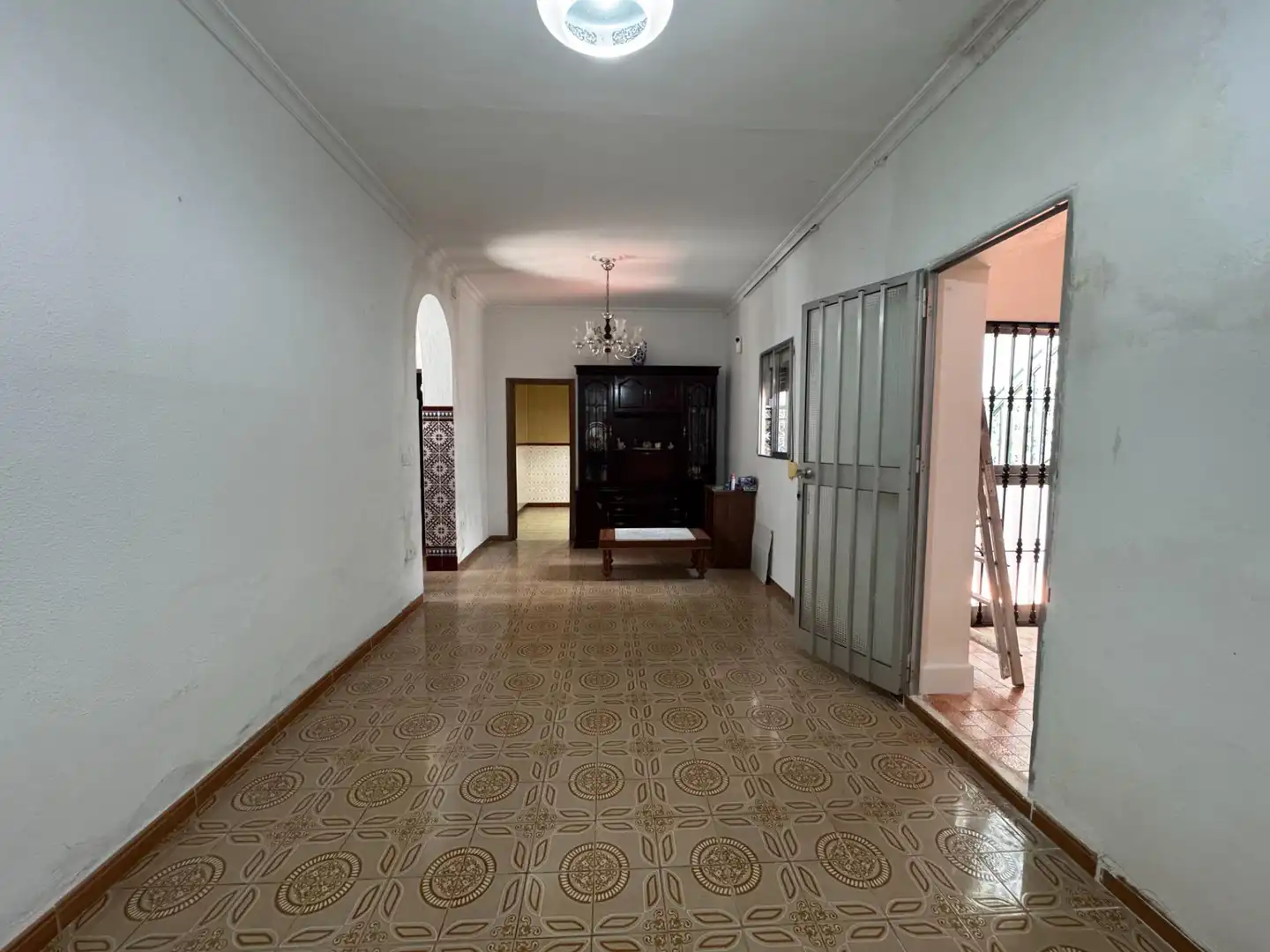 Casa adosada en venda en San Juan de Aznalfarache amb Traster
