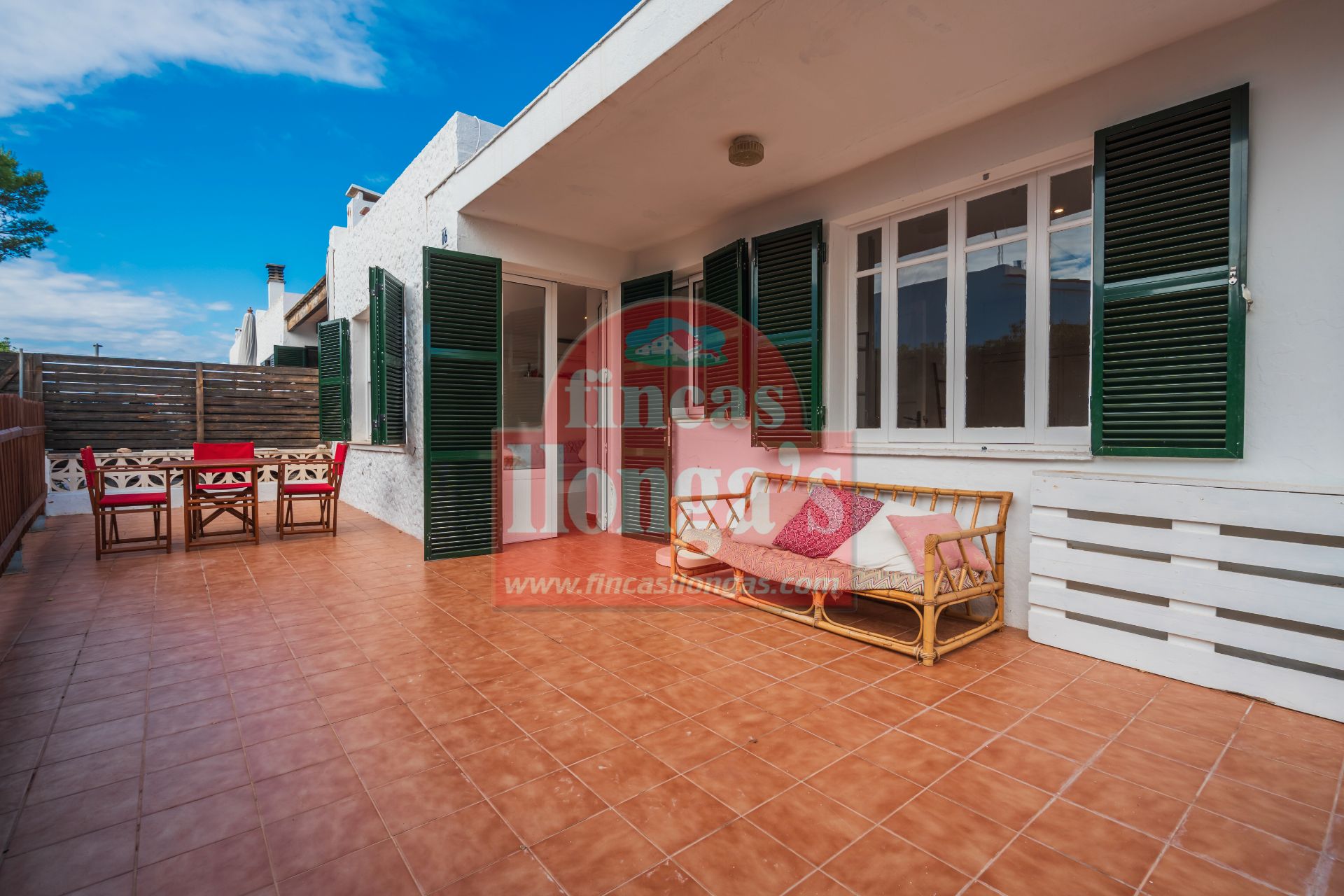 Exterior view of Apartment for sale in Ciutadella de Menorca  with Air Conditioner and Terrace