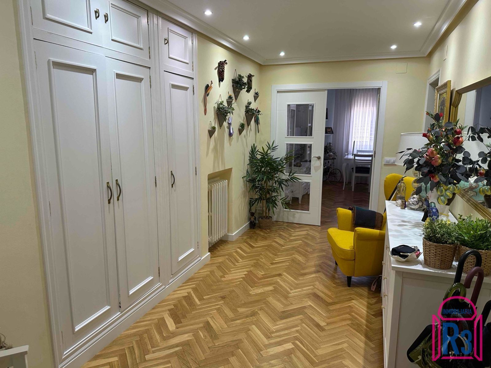 Piso en venta en León Capital  con Calefacción y Trastero