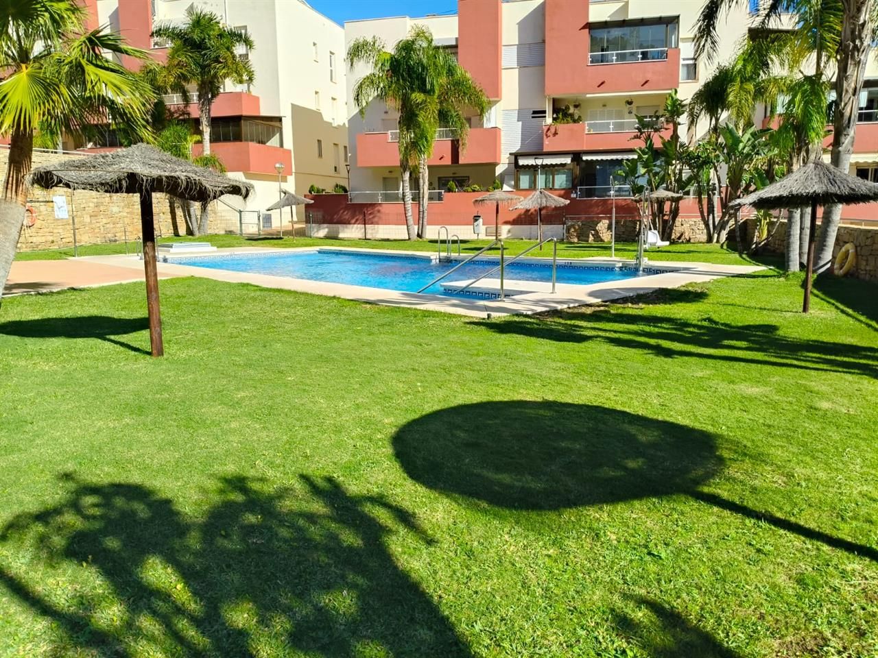 Piscina de Planta baixa en venda en Benalmádena amb Traster, Piscina i Moblat