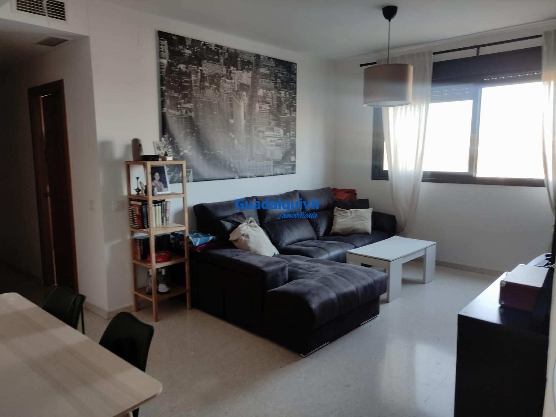 Living room of Flat for sale in  Sevilla Capital  with Air Conditioner and Storage room