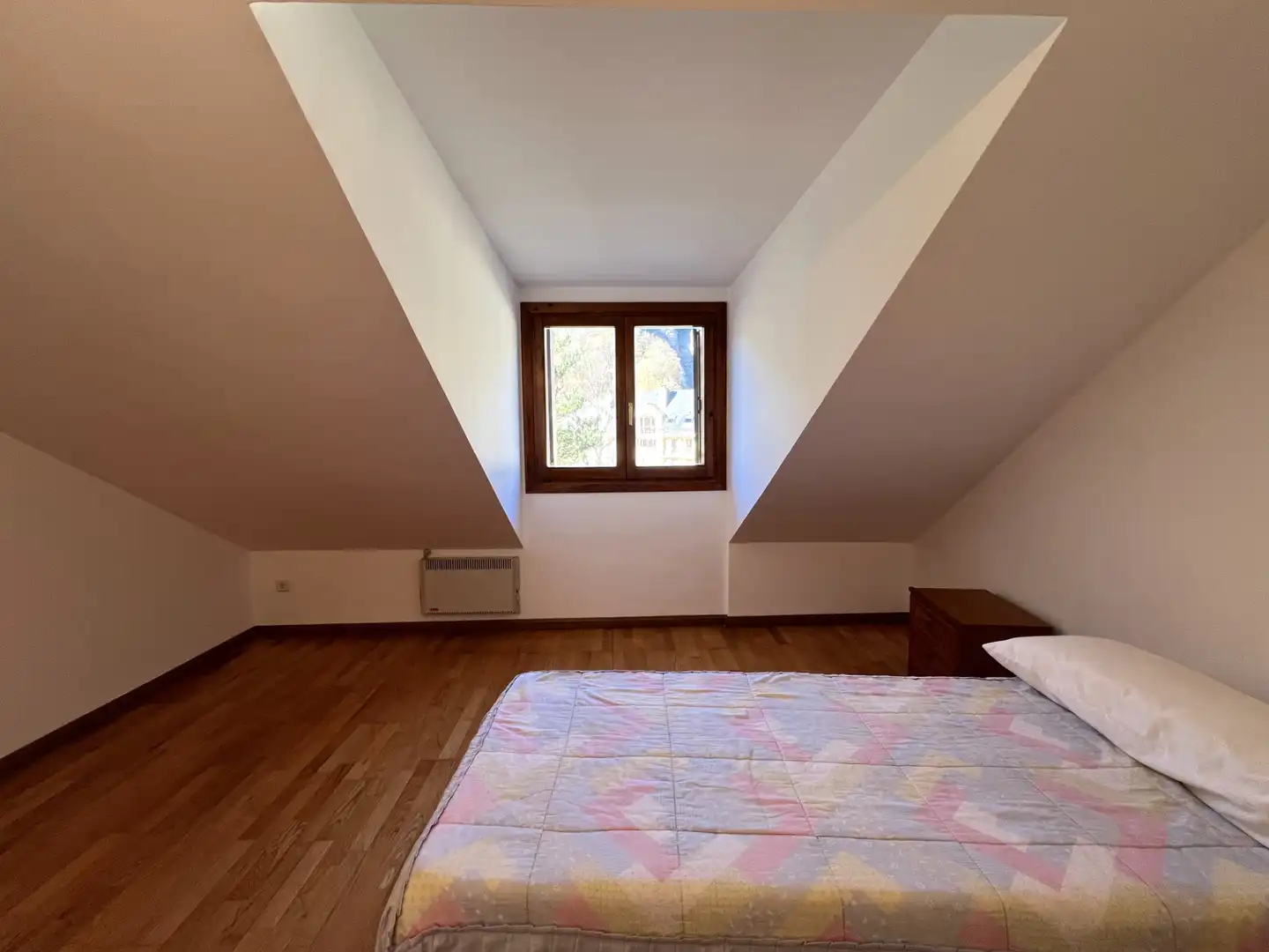 Habitación de Ático en venta en Broto con Terraza
