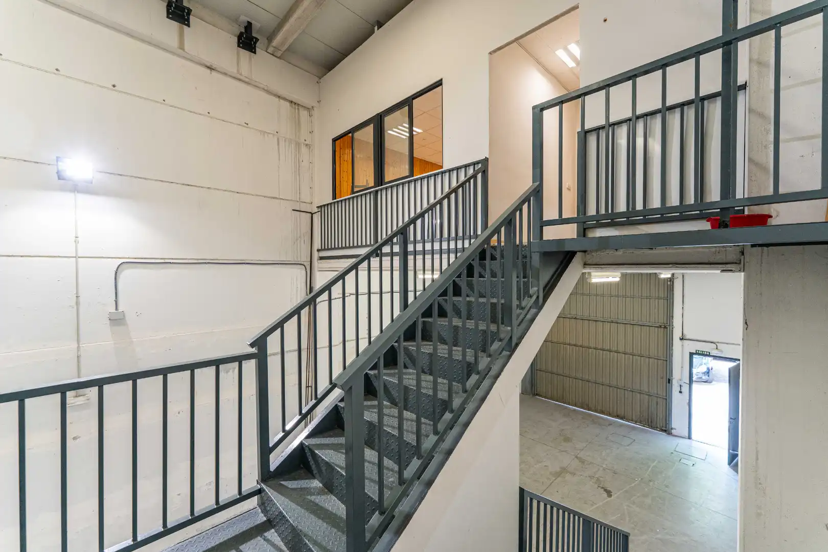 Nave industrial en venta en Arroyomolinos (Madrid)