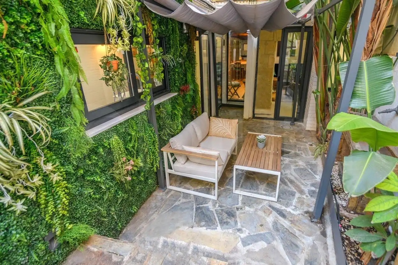 Terrassa de Dúplex de lloguer en  Barcelona Capital amb Aire condicionat, Calefacció i Jardí privat