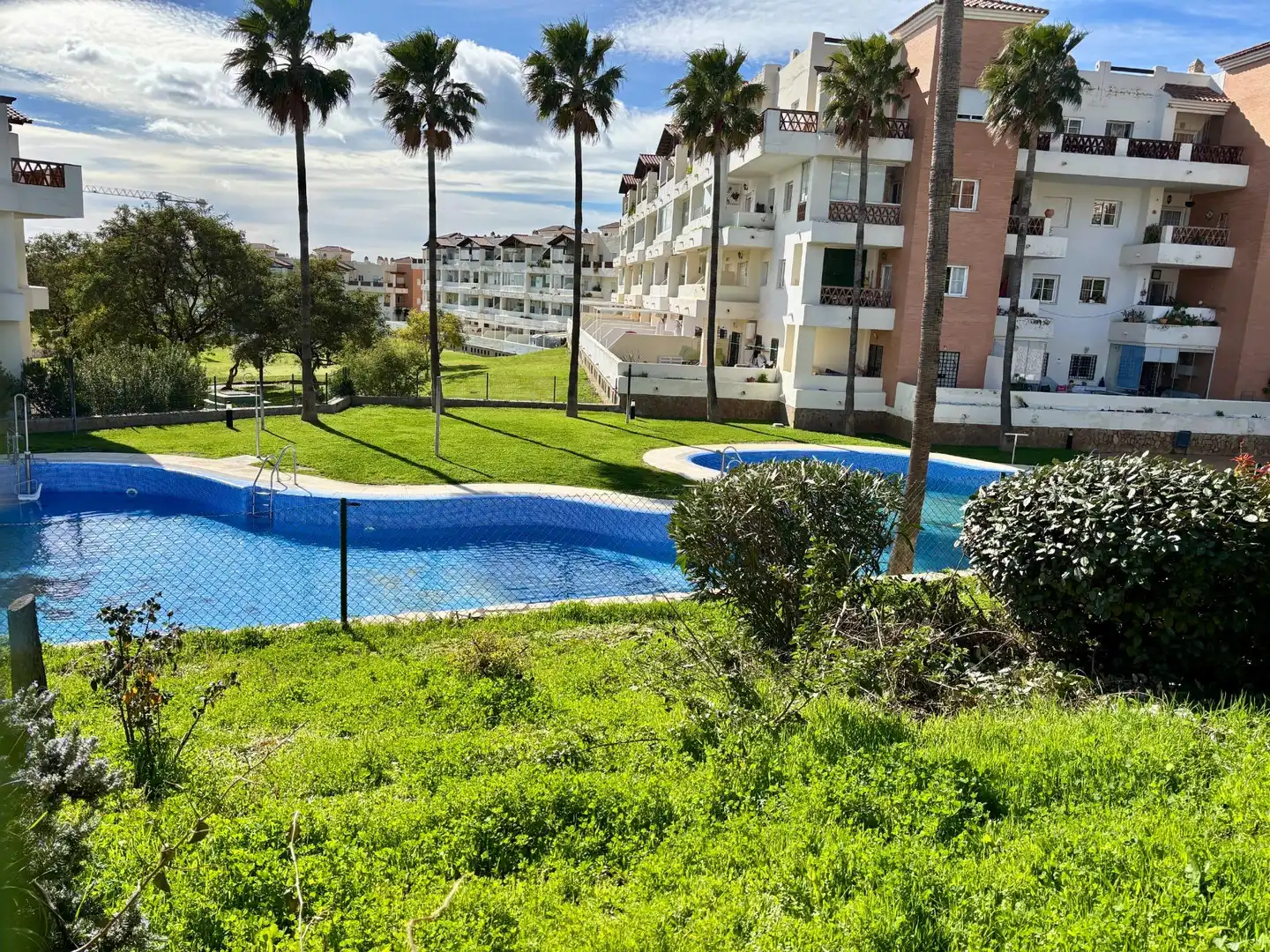 Swimming pool of Flat for sale in Benalmádena  with Air Conditioner, Heating and Private garden