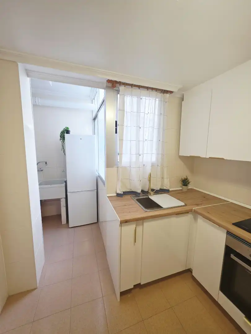 Kitchen of Flat for rent in Vila-real  with Storage room, Furnished and Oven