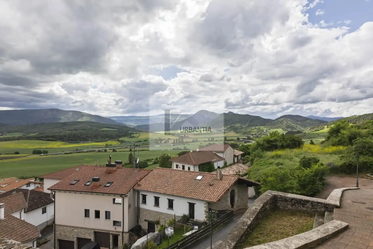 Exterior view of Flat for sale in Iza / Itza  with Heating, Parquet flooring and Storage room