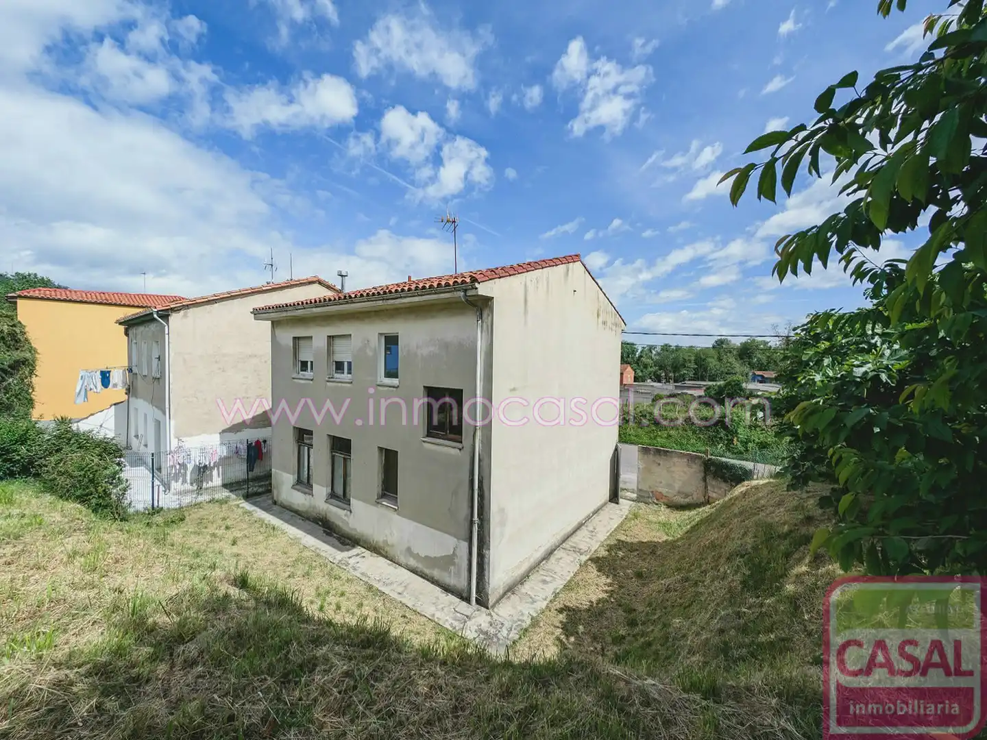 Vista exterior de Casa o chalet en venta en Oviedo  con Calefacción y Trastero