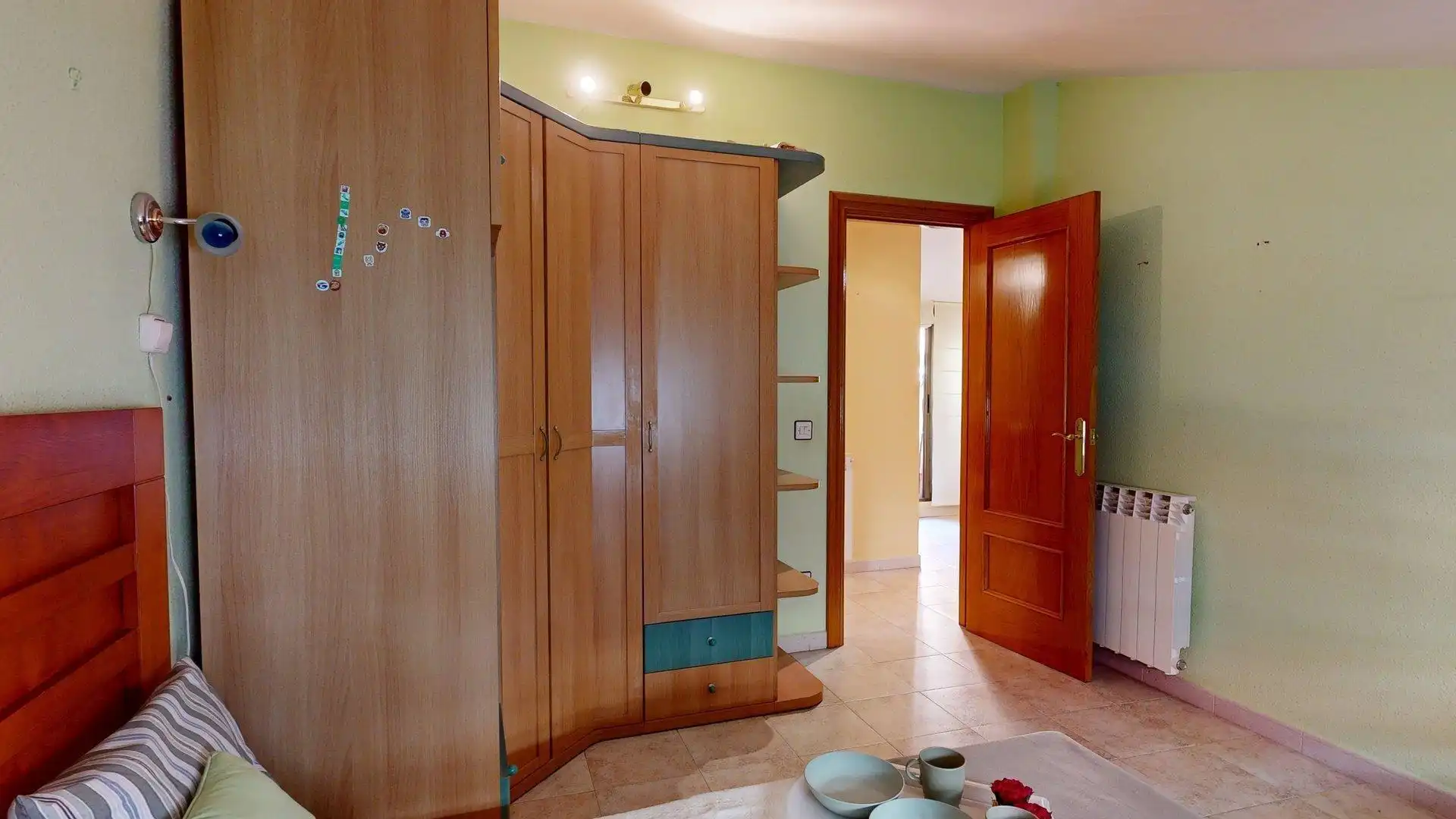 Dormitori de Casa o xalet en venda en Zaragoza amb Calefacció, Terrassa i Moblat
