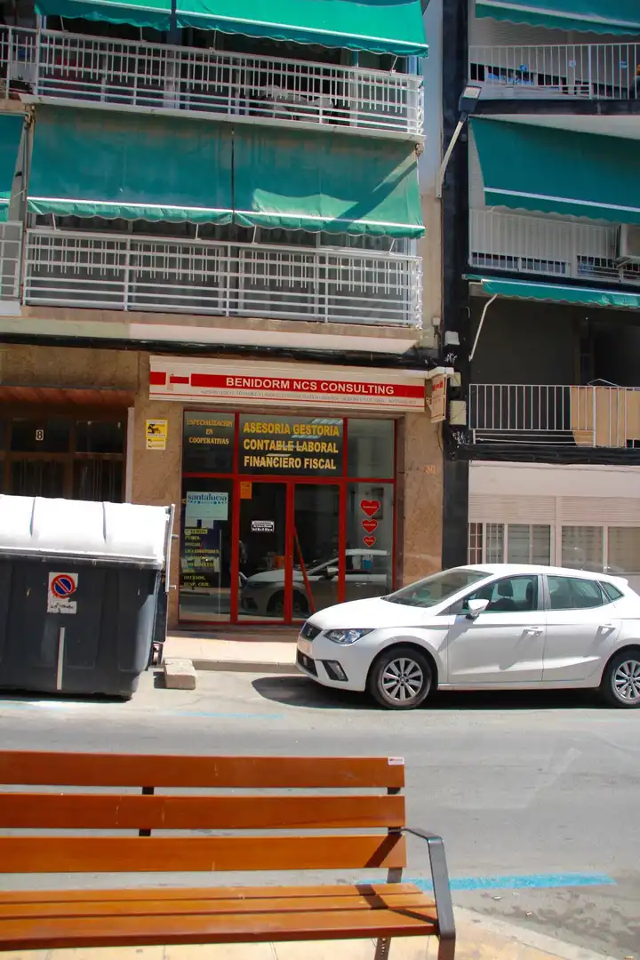 Commercial properties for sale in Benidorm  with Air Conditioner