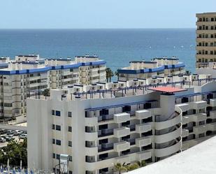 Vista exterior de Apartament en venda en Benalmádena amb Aire condicionat, Calefacció i Parquet