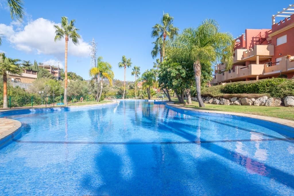 Piscina de Apartament de lloguer en Marbella amb Aire condicionat, Traster i Moblat