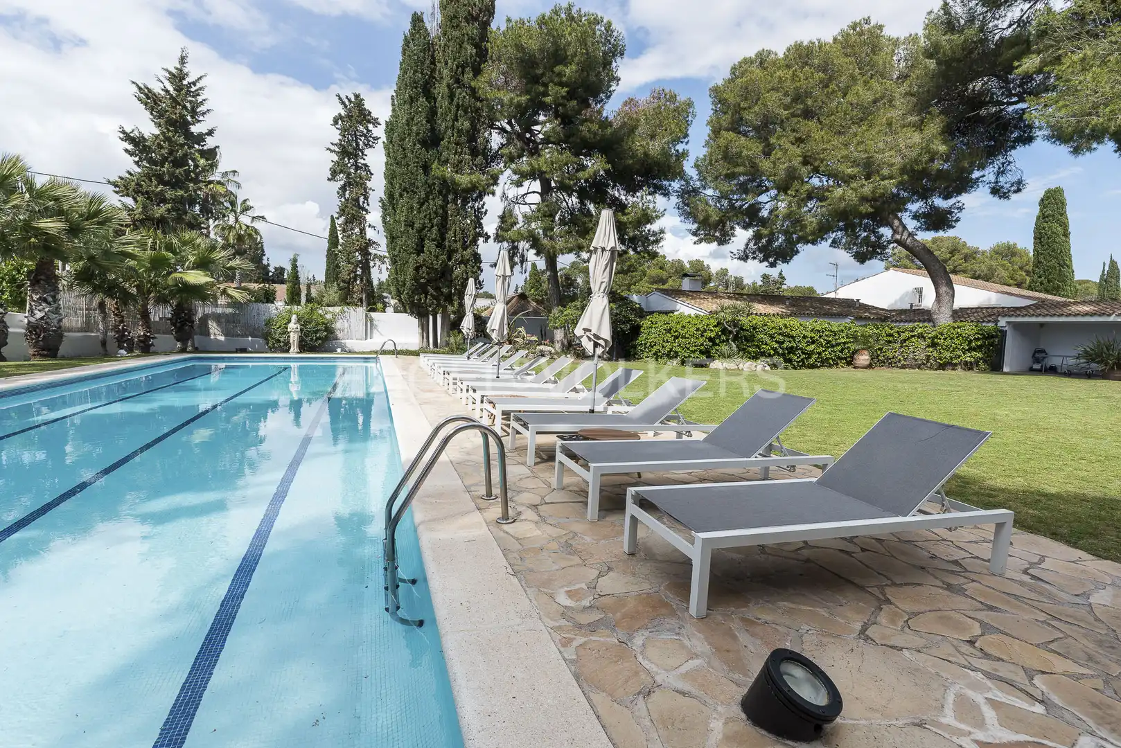 Garden of Buildings for sale in Sant Pere de Ribes
