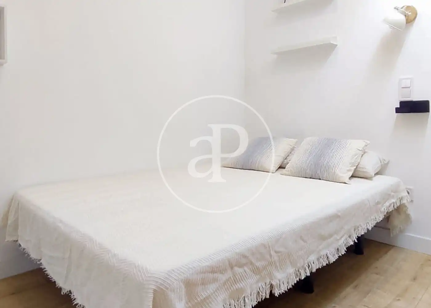 Bedroom of Flat for rent in Madrid  with Heating and Furnished