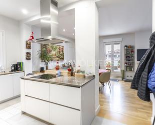 Kitchen of Attic for sale in  Madrid Capital  with Air Conditioner, Heating and Terrace