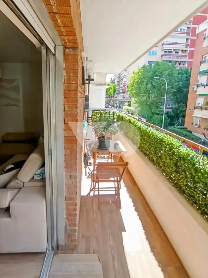 Terrassa de Pis en venda en Madrid amb Aire condicionat, Calefacció i Terrassa