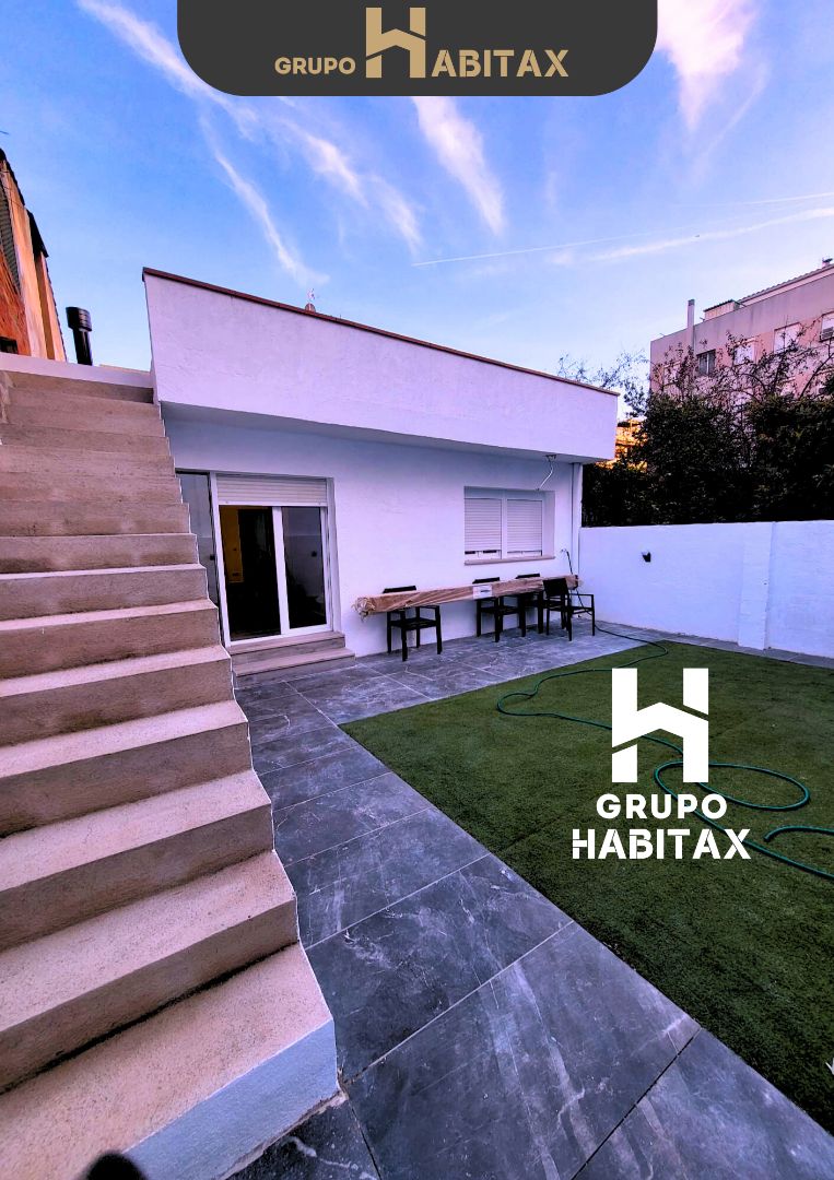 Garden of Single-family semi-detached for sale in Ripollet  with Air Conditioner, Heating and Private garden