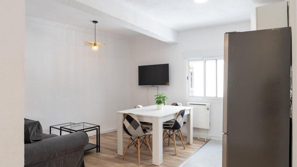 Menjador de Pis de lloguer en Alcalá de Henares amb Calefacció, Moblat i Forn