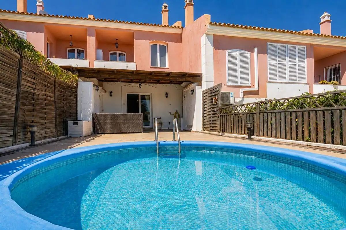 Reihenhaus mit Pool zum Verkauf in La Alcaidesa, imagen 2