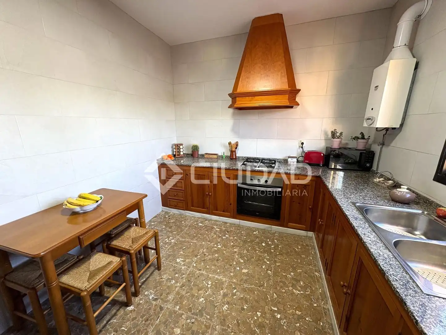 Kitchen of Houses for sale in Sanlúcar de Barrameda  with Private garden and Terrace