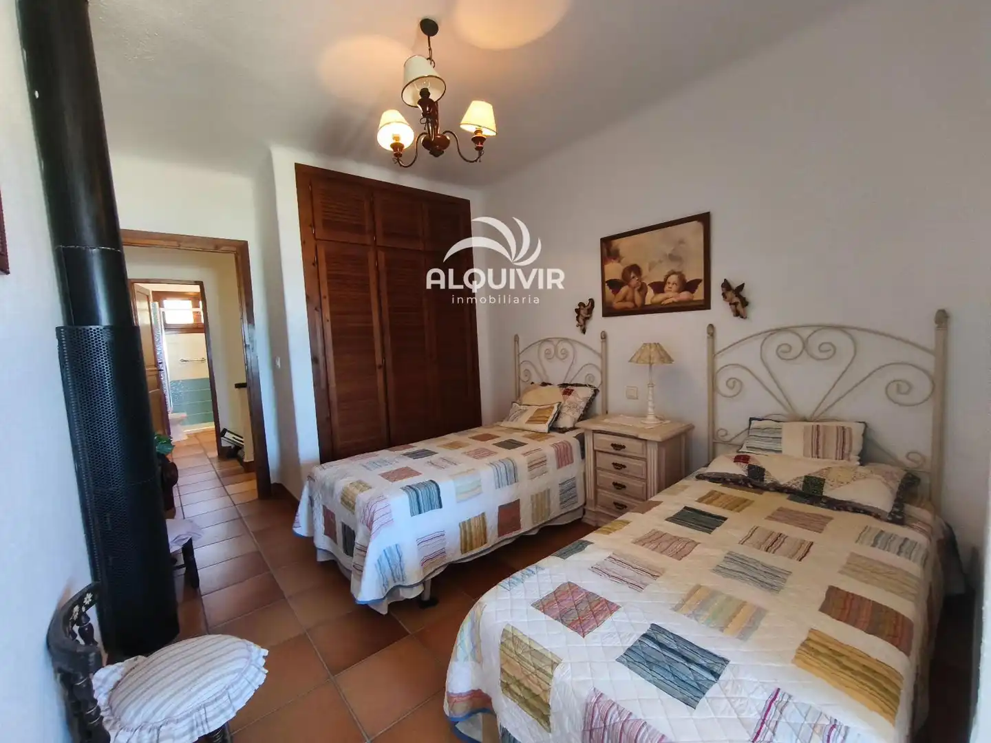 Dormitori de Casa adosada de lloguer en Almonte amb Jardí privat, Terrassa i Moblat