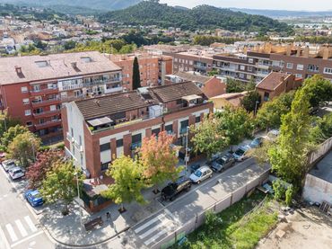 Duplex avec balcon à vendre à Avenida Avinguda Església