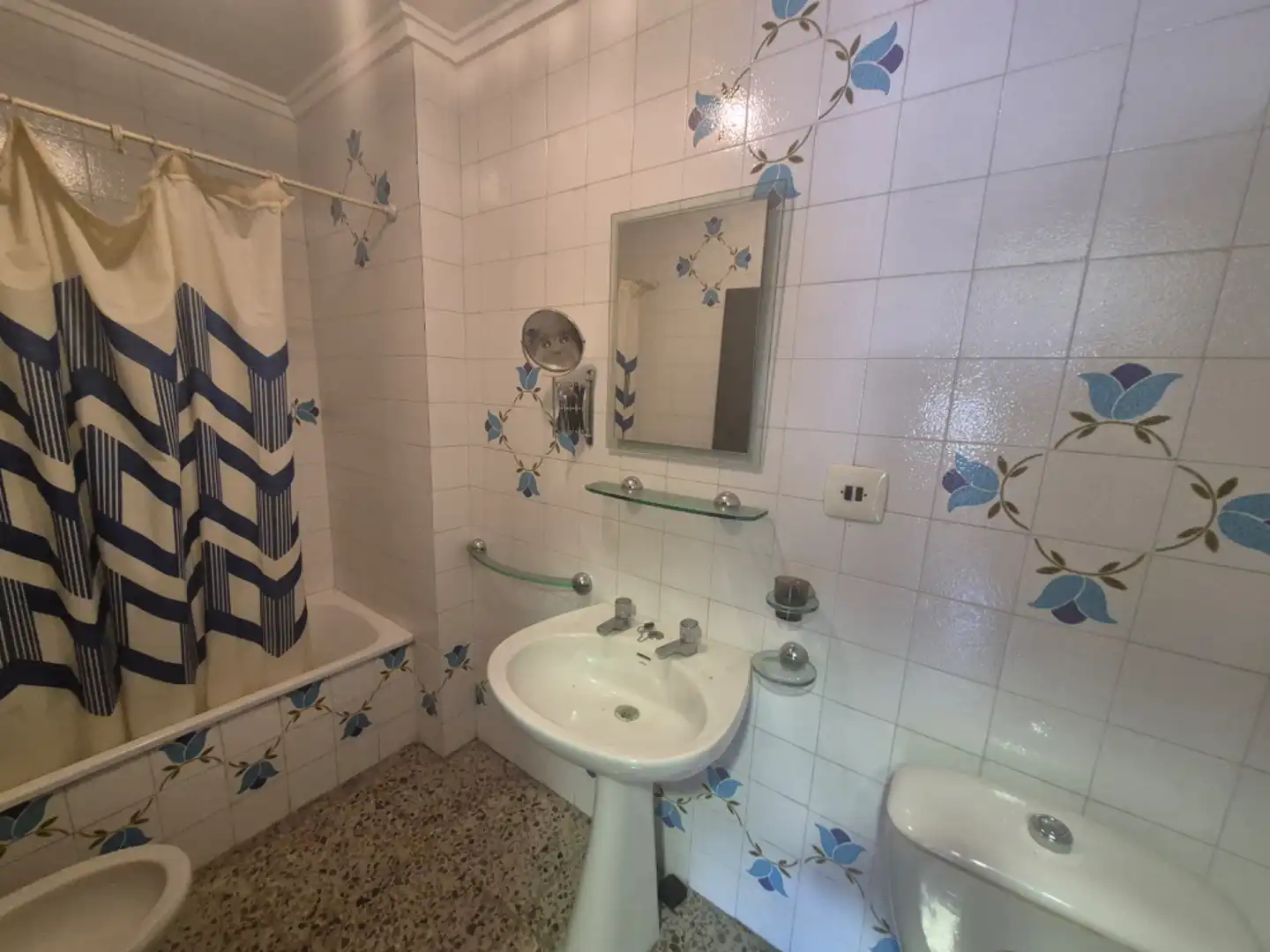 Bathroom of Flat for sale in Elche / Elx