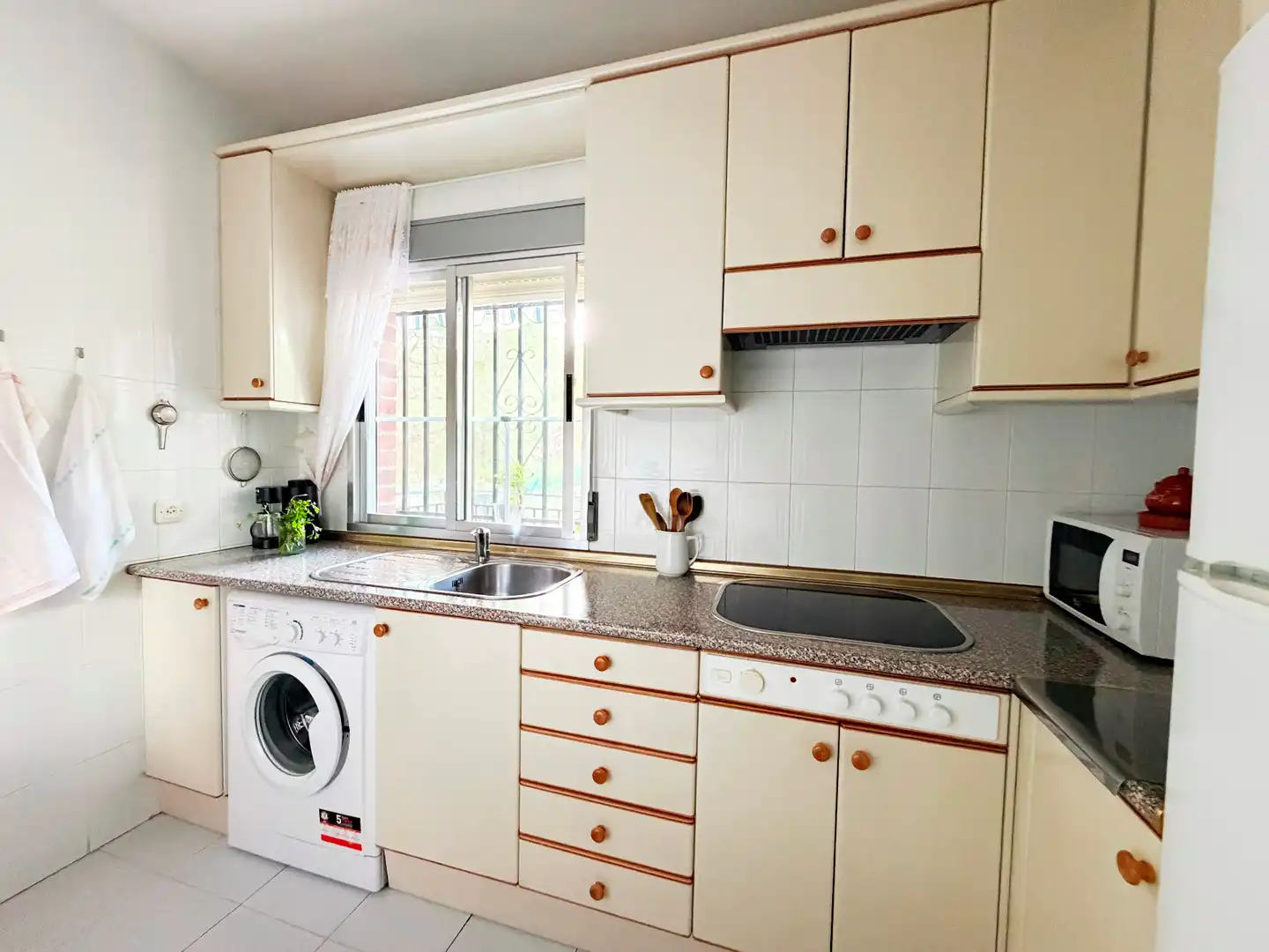 Cocina de Casa o chalet en venta en Santa Cruz del Retamar con Aire acondicionado, Calefacción y Jardín privado