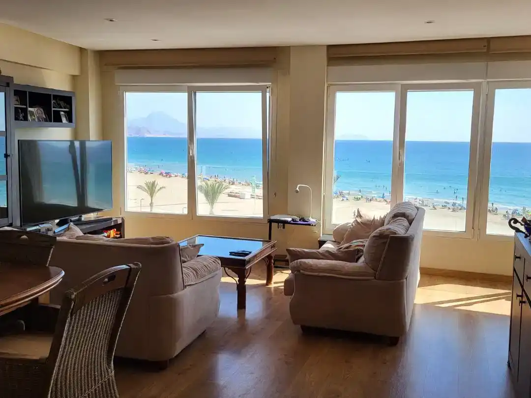 Sala d'estar de Dúplex en venda en El Campello