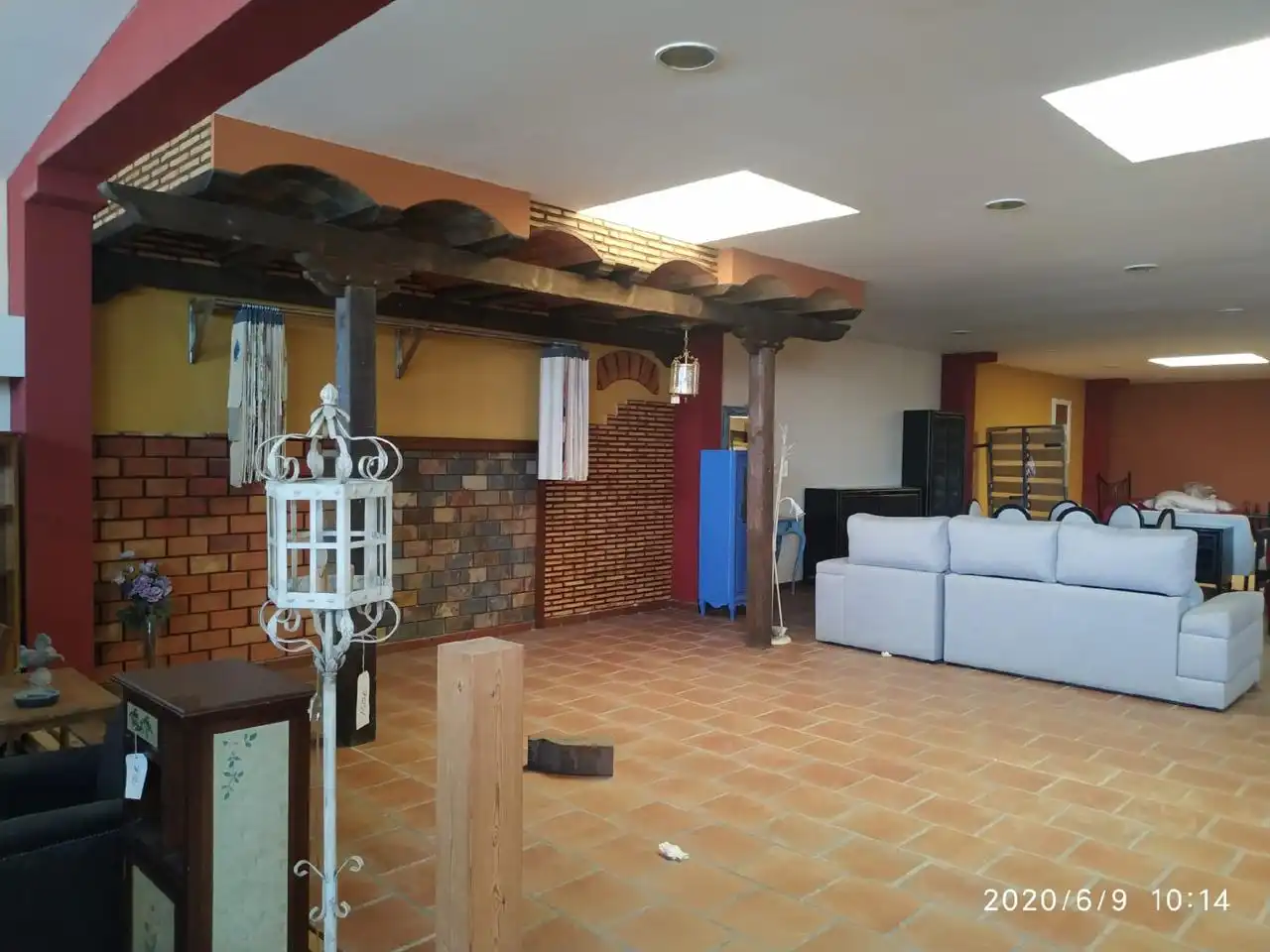 Fabrikhallen zur Miete in Antas