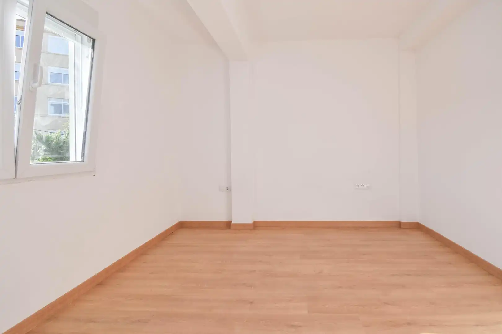 Bedroom of Flat for rent in Cambre , A Coruña