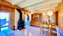 Sala d'estar de Pis en venda en Alp amb Terrassa i Balcó